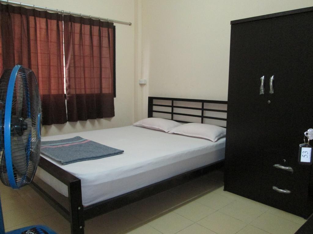 Lee House Inn Bangkok Chambre photo