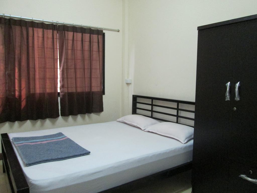 Lee House Inn Bangkok Chambre photo